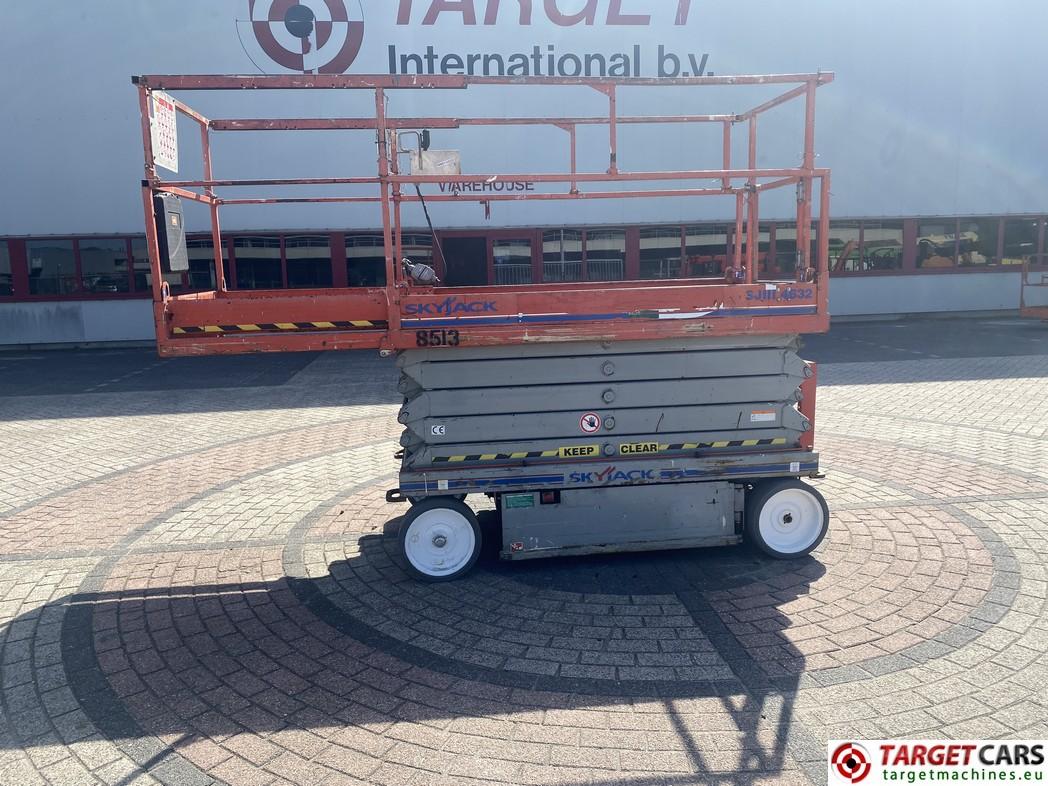 SKYJACK SJ-III-4632 scissor lift