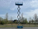 GENIE GS-3246 scissor lift