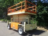 JLG 203-24 scissor lift