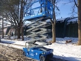 GENIE GS-3246 scissor lift