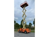 JLG 4394RT scissor lift