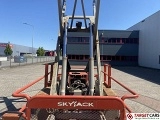 SKYJACK SJ-9250 scissor lift