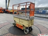 JLG 2630-ES scissor lift