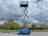 GENIE GS-3369 RT scissor lift