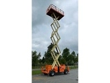 JLG 4394RT scissor lift