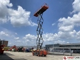 SKYJACK SJ-9250 scissor lift