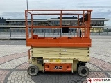 JLG 2632ES scissor lift