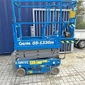 GENIE GS1330 scissor lift