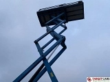 GENIE GS-3369 RT scissor lift