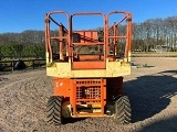 JLG 260 MRT scissor lift