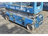 GENIE GS 2032 scissor lift