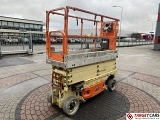 JLG 2630-ES scissor lift