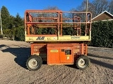 JLG 260 MRT scissor lift