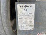 SKYJACK SJ-III-3226 scissor lift