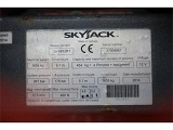 SKYJACK SJ-6832-RT scissor lift