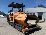 VOLVO ABG5820 tracked asphalt placer