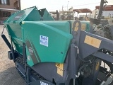 VOEGELE Super 800 tracked asphalt placer