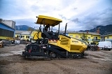 BOMAG BF 600 C 2 S 500 tracked asphalt placer