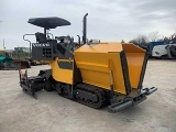 VOLVO ABG2820 tracked asphalt placer