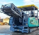 VOEGELE Super 3000-2 tracked asphalt placer