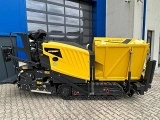 BOMAG BF 200 C 2 S 200 tracked asphalt placer