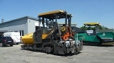 VOLVO P8820D ABG tracked asphalt placer