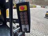 BOMAG BF 200 C 2 S 200 tracked asphalt placer