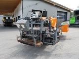 VOEGELE Super 800 tracked asphalt placer