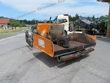 VOEGELE Super 800 tracked asphalt placer