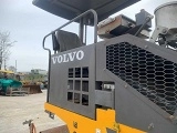 VOLVO ABG2820 tracked asphalt placer