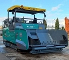 VOEGELE Super 3000-2 tracked asphalt placer