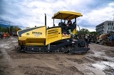 BOMAG BF 600 C 2 S 500 tracked asphalt placer