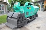 VOEGELE Super-Boy tracked asphalt placer