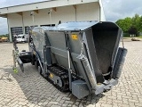 VOEGELE Super 800-3i tracked asphalt placer