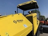 BOMAG BF 700 C 2 S 600 tracked asphalt placer