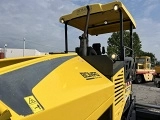 BOMAG BF 300 C 2 S 340-2 tracked asphalt placer