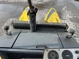 BOMAG BF 300 C 2 S 340-2 tracked asphalt placer