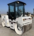 CATERPILLAR CB434D tandem roller