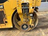 CATERPILLAR CB44B tandem roller