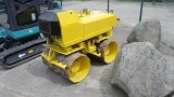 RAMMAX RW 1403 E trench roller