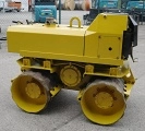 RAMMAX RW 1403 E trench roller