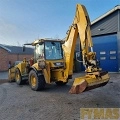 HYDREMA 906F excavator-loader