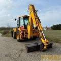 JCB 4CX excavator-loader