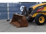 VOLVO BL71 excavator-loader