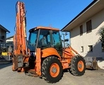 HITACHI FB 200 4WS excavator-loader