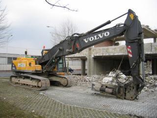 VOLVO EC290CL Crawler Excavator