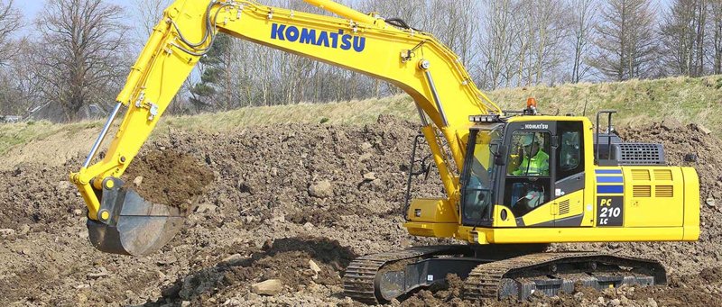 KOMATSU PC210-11E0 Crawler Excavator