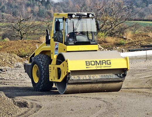 BOMAG BW 214 DH-4 Road Roller (Combined)