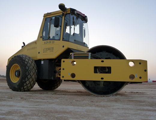 BOMAG BW 218 D-40 Road Roller (Combined)