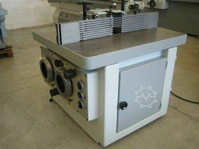SAC TS 125 Milling Machine